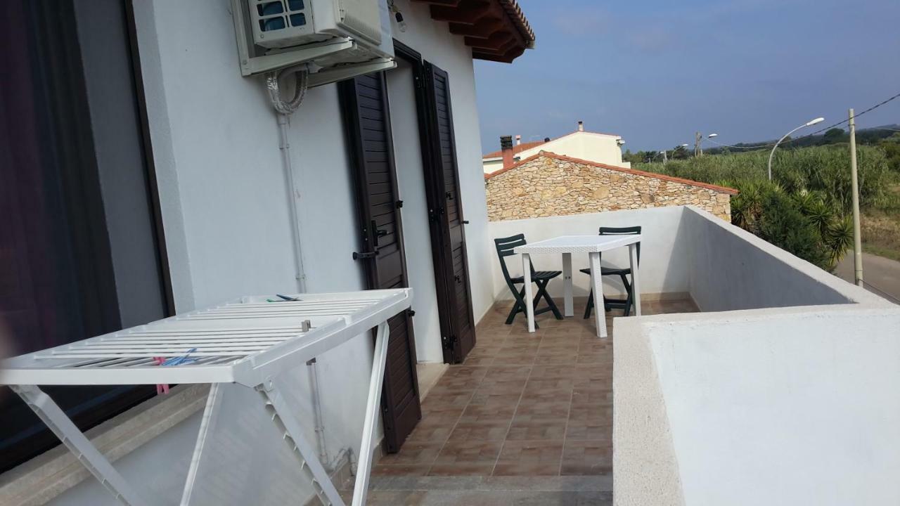 Baratili San PietroAgriturismo Sa Pramma别墅 外观 照片